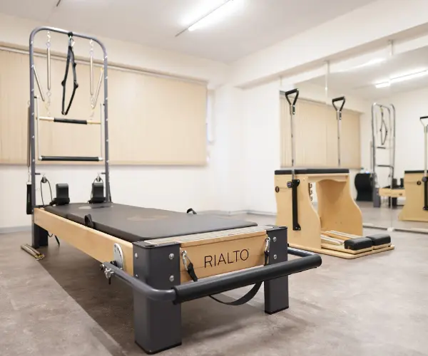 pilates studio ｅｎａ